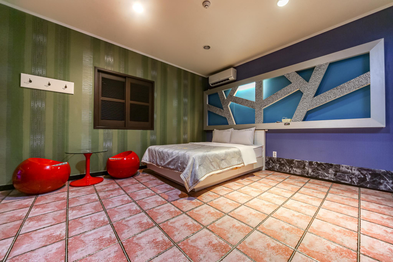 2, Pohang Daejam-dong Forever, Pohang