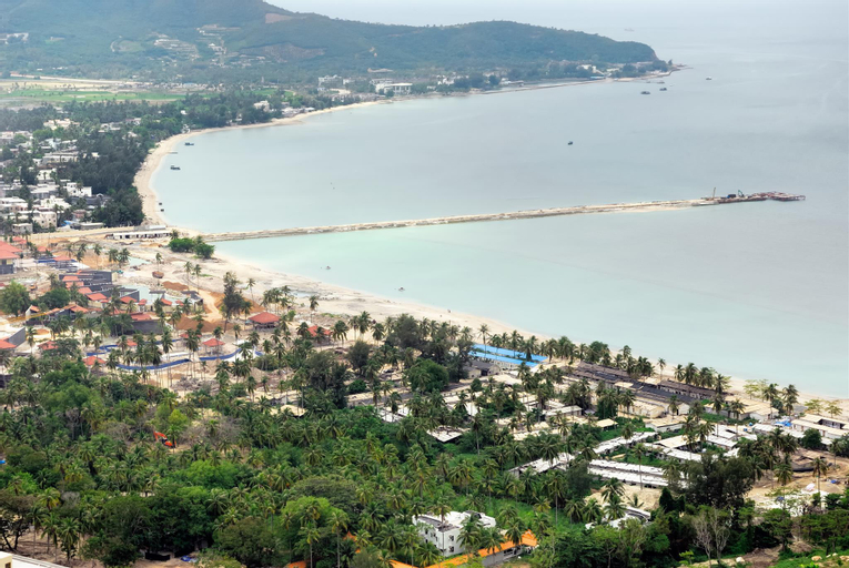 Nearby Landmark 3, Phoenix Island Haiwan Fengqing Holiday Hotel, Sanya