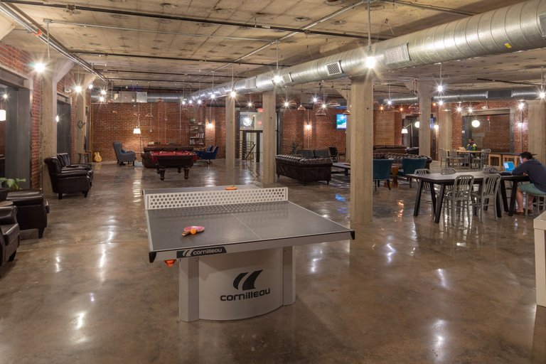 Food & Drinks, Sosuite at West Lofts - West Philadelphia, Philadelphia