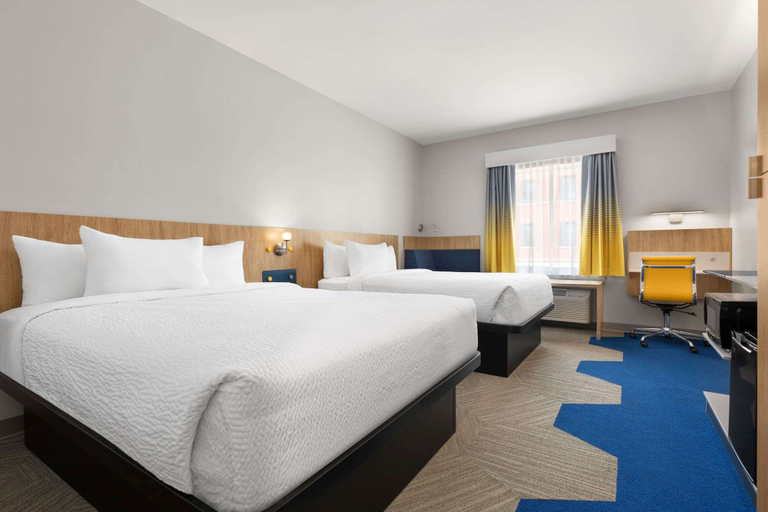 Bedroom 3, Microtel Inn & Suites by Wyndham Lac-Megantic, Le Granit