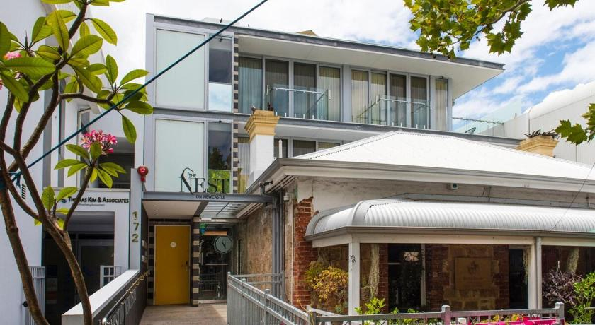 Exterior & Views 1, Stylish Room - Enjoy City Views on Rooftop Terrace, Perth
