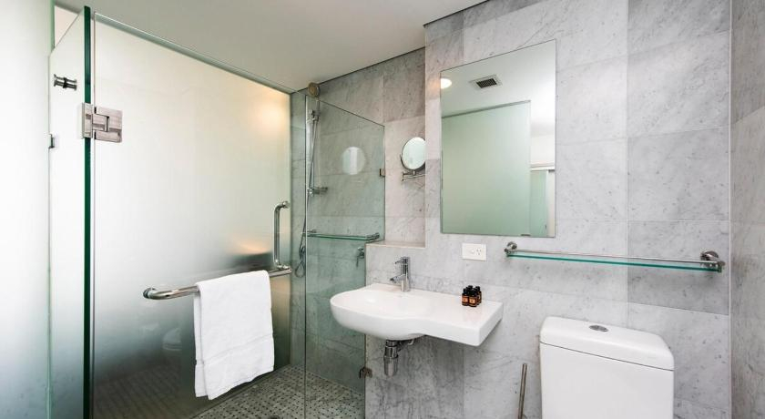 Bedroom 5, Stylish Room - Enjoy City Views on Rooftop Terrace, Perth