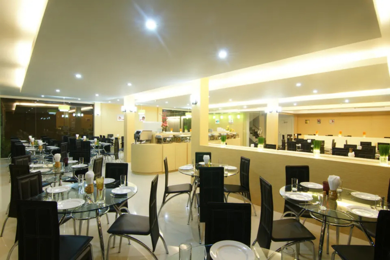 Food & Drinks 5, Dragon Beach Resort, Pattaya