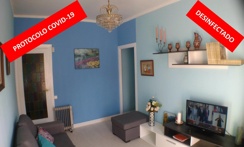 4, Sunny And Newly Renovated Apartment Large Balcony, Barcelona