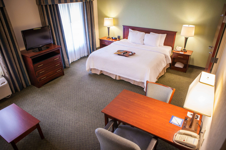 Bedroom 3, Hampton Inn & Suites Springfield-Southwest, Sangamon