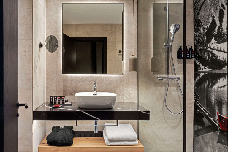 Bathroom 4, Radisson RED Madrid, Madrid