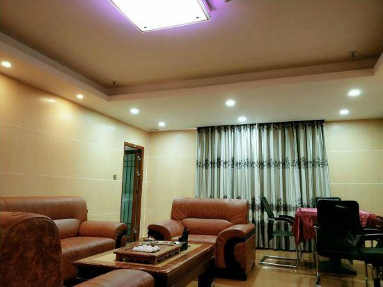 Lianjiang Dingli Holiday Hotel, Zhanjiang