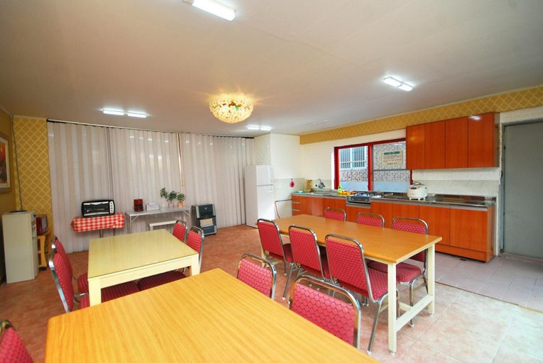 Interior view 2, Gangneung (Jeongdongjin) M, Gangneung