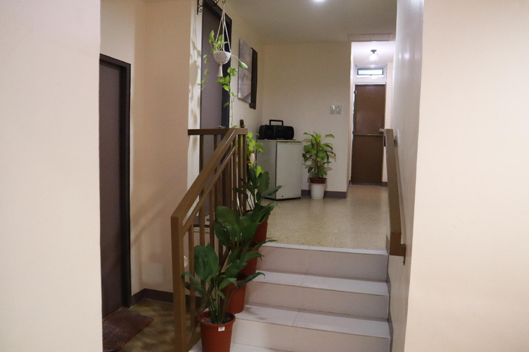 Others 3, Little Nena's Hometel, Daraga