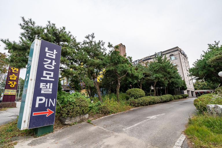 Exterior view 1, Yeoju Namgang Hotel, Yeoju