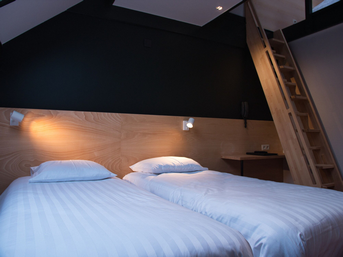 Bedroom 8