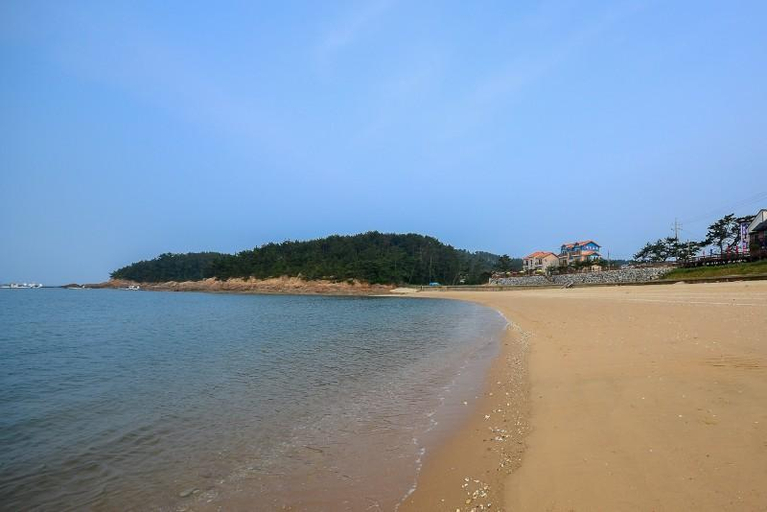 4, Taean Wave Sound Pension, Taean