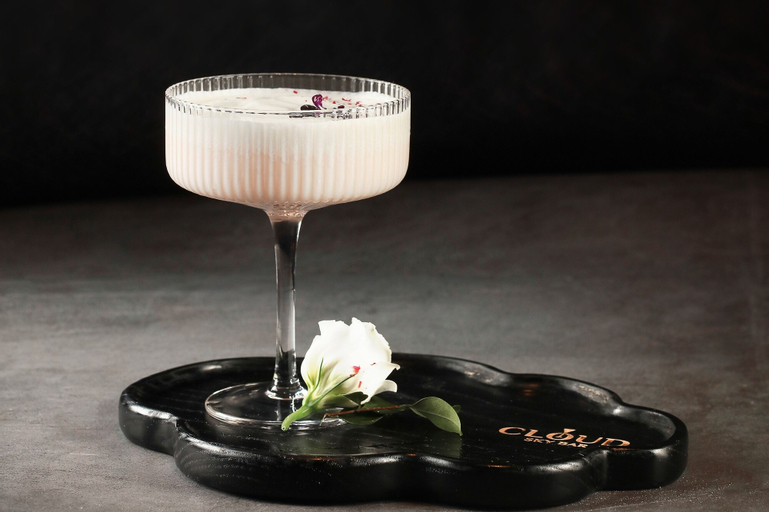 Food & Drinks 12