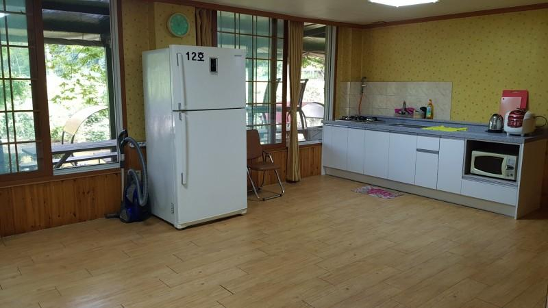 Others 3, Nonsan Daedunsan Aria Pension, Geumsan