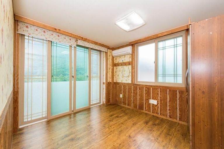 Others 4, Gongju Gyeryongsan Donghaksa Star Pension, Gongju