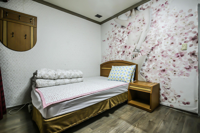 Bedroom, Nonsan Eden Sanjang, Nonsan