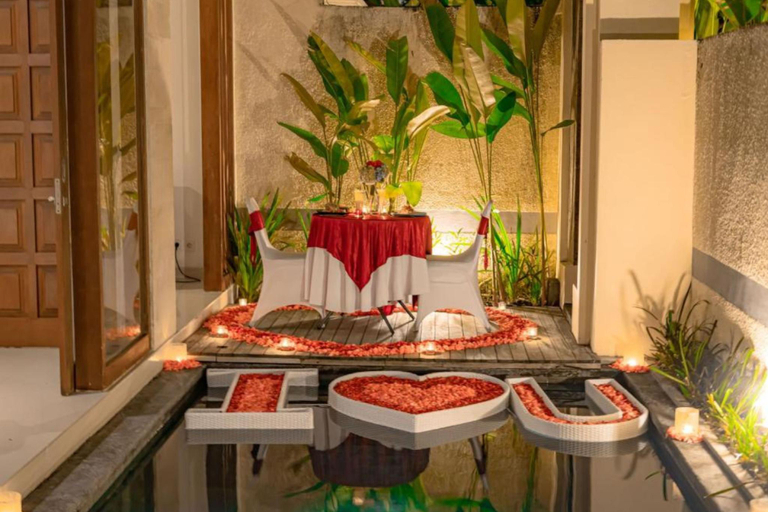 Food & Drinks 3, Comfort 1 BR Villas with Private Pool REV05, Badung