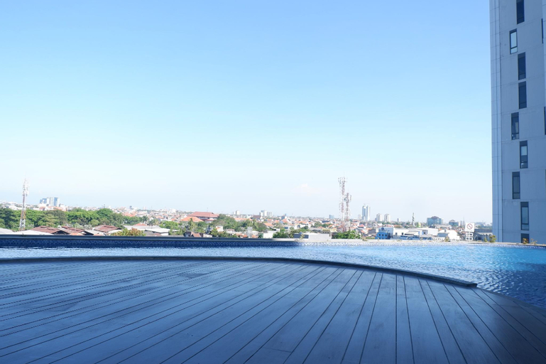 Strategic 1BR Apartment The Linden By Travelio, Surabaya