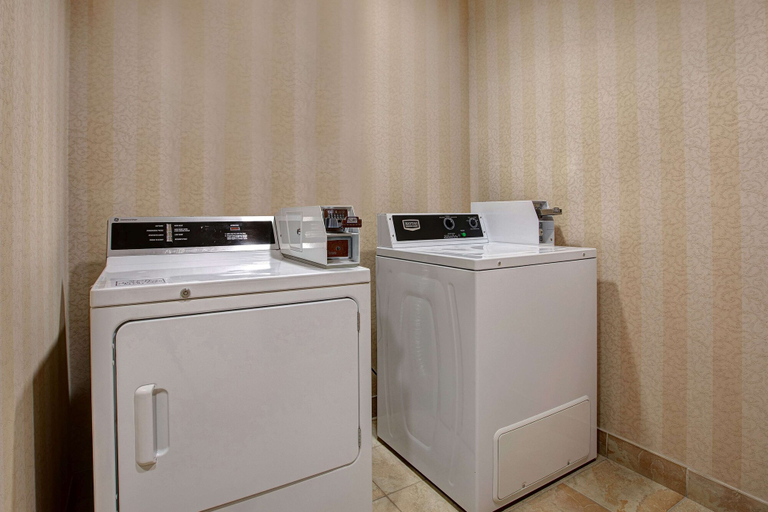 Others 5, Days Inn & Suites by Wyndham Collingwood, Simcoe