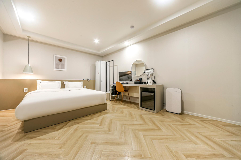 Bedroom 3, Yeongcheon Hotel Shop, Yeongcheon