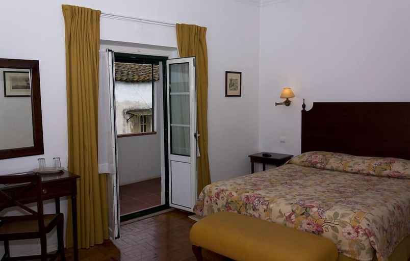 Bedroom 2, Hotel Riviera, Évora