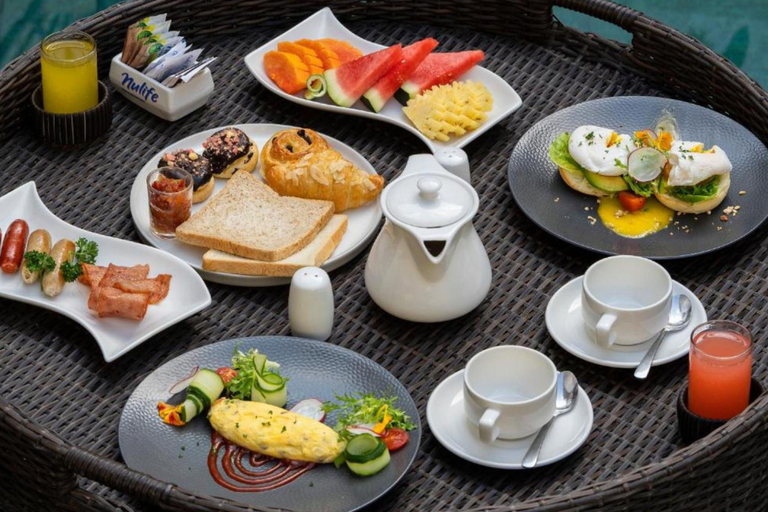 Food & Drinks 4, Comfort 1 BR Villas with Private Pool REV05, Badung
