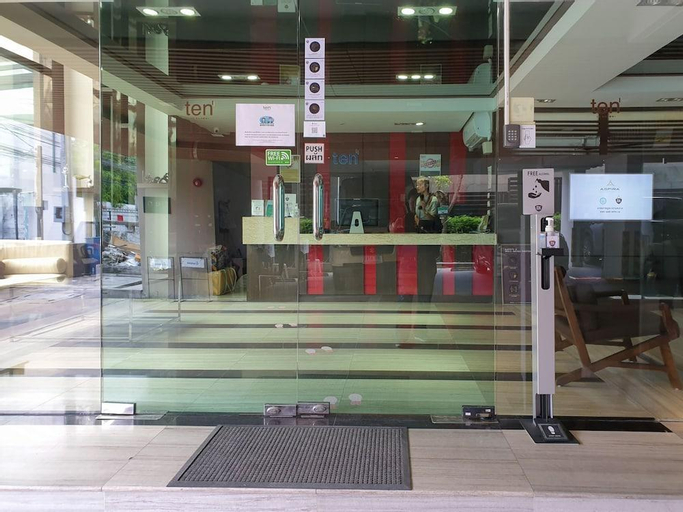 Exterior & Views 1, Ten Ekamai Suites Serviced Apartment, Wattana
