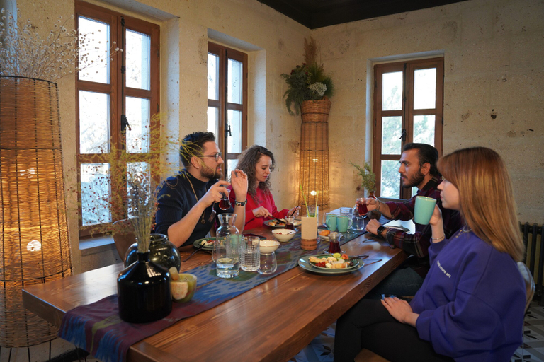 Food & Drinks 4, Sinasos Evleri, Ürgüp