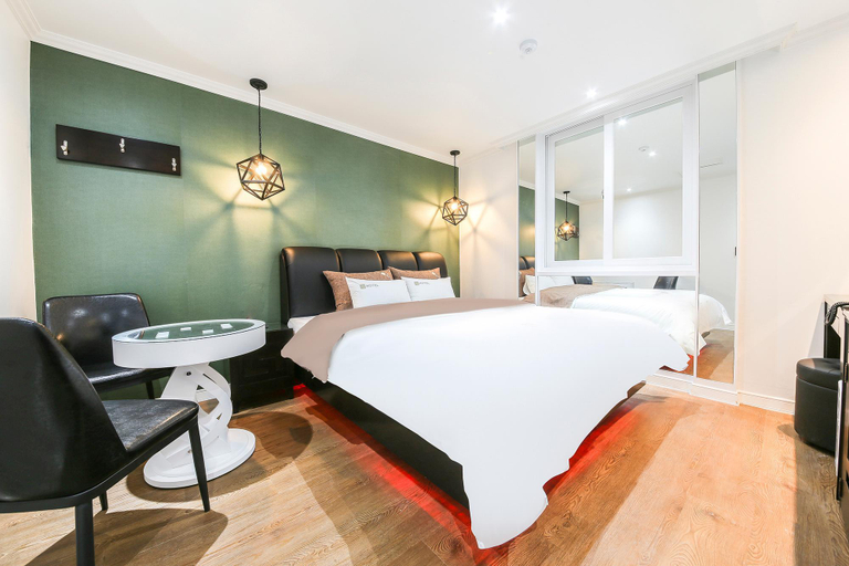 Bedroom 3, Gwangju Geumho Myeongpum, Gwangsan