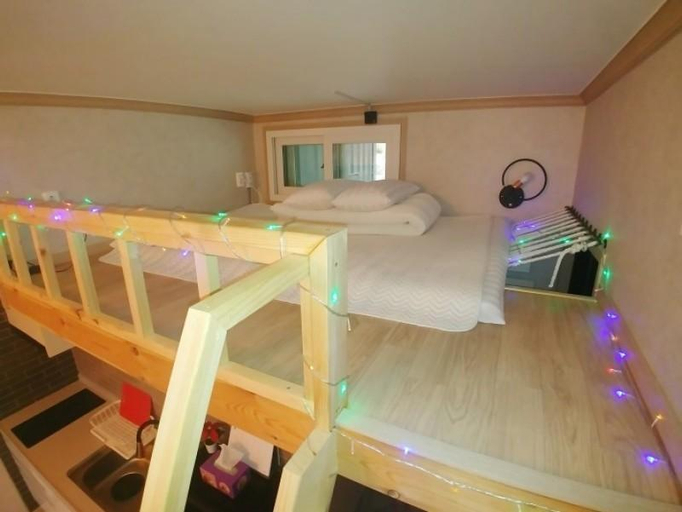 Bedroom 2, Hwacheon Icheung Moonlight Pension, Hwacheon