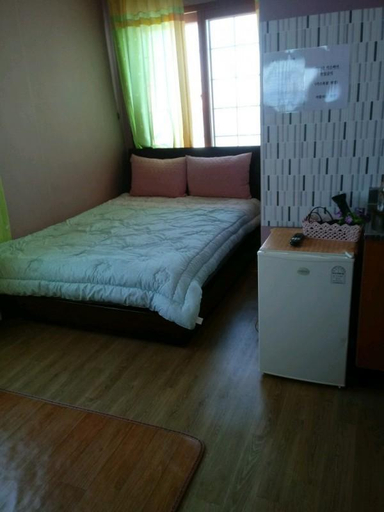 Bedroom, Gangneung Beautiful Pension, Gangneung