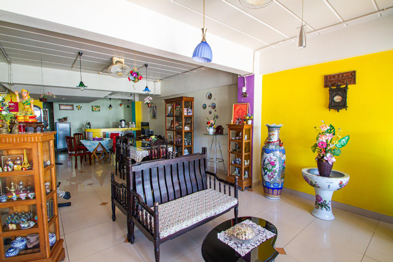 Food & Drinks, Tomansion, Thung Song