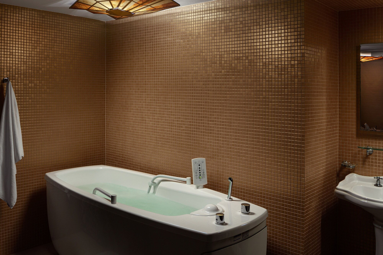 Bathroom 4, Villa Smetana Spa & Wellness Resort, Karlovy Vary