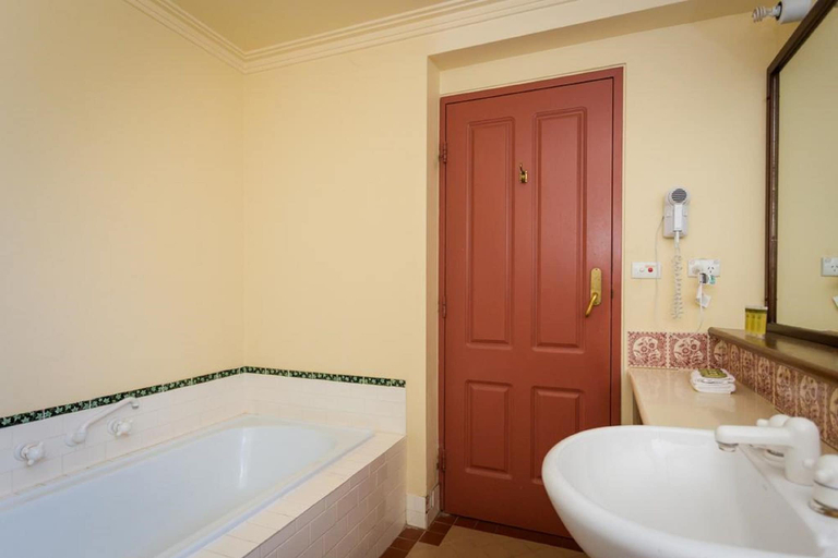 Bathroom 4, La Maison Boutique, Blue Mountains