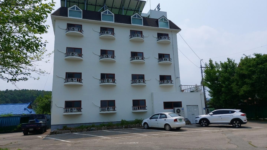 Exterior & Views 1, Hongcheon Green Motel, Hongcheon