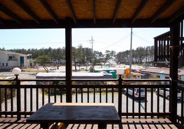 Others 5, Taean Happy Tree Pension, Taean