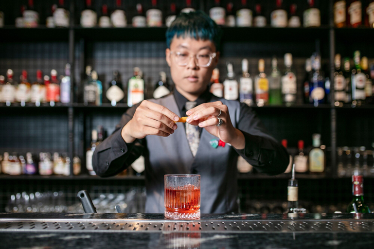 Food & Drinks 11