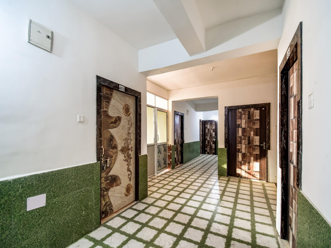 Public Area 1, Hotel O Creation Premium, Purbi Singhbhum