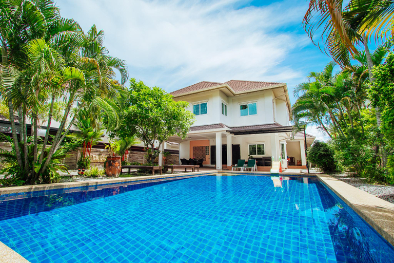 Sport & Beauty 2, Private Residence Hosted by Sasithorn, Bang Lamung