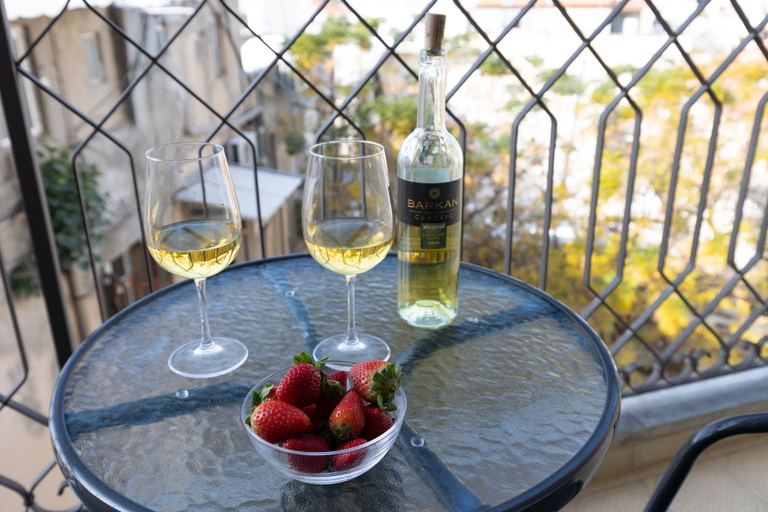Food & Drinks 5, Chic and Sunny in the Heart of Tel Aviv