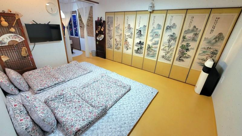 Bedroom 2, Gyeongju Hwarimjeong Hanok Pension (Cheomseongdae), Gyeongju