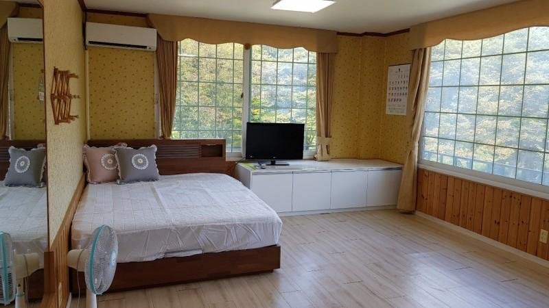 Bedroom 1, Nonsan Daedunsan Aria Pension, Geumsan