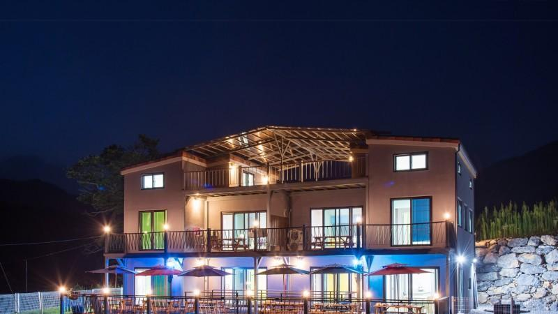Exterior & Views 1, Youngwol Bareungol Pension, Yeongwol