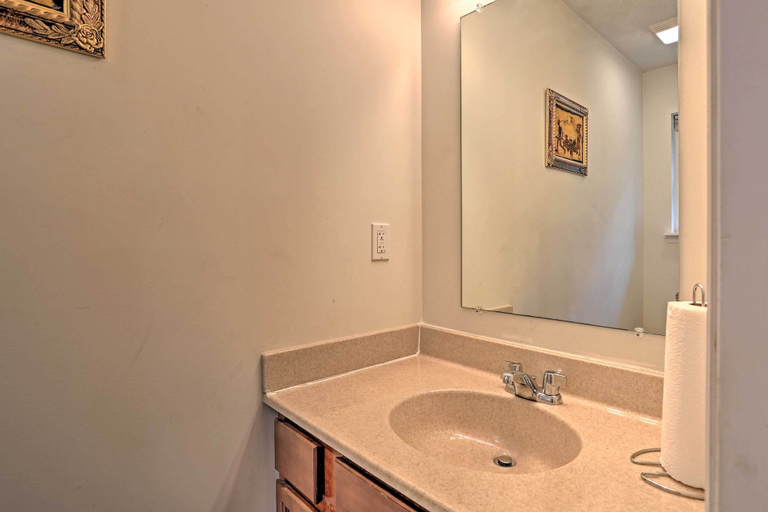 Bathroom 4, 4 Mi to Tobyhanna State Park: Home w/ Fire Pit, Monroe