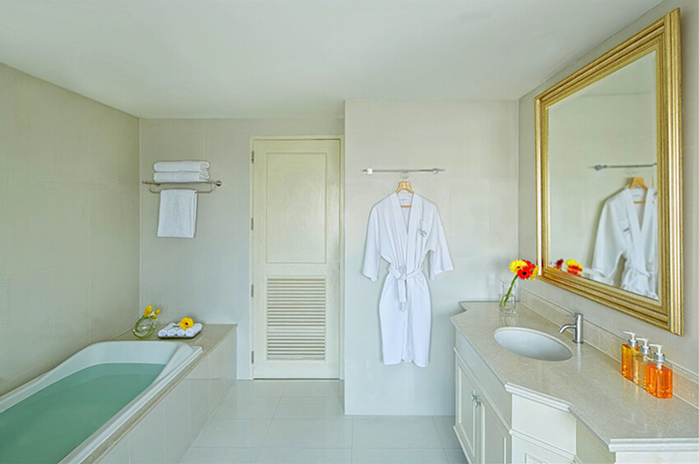 Bedroom 24
