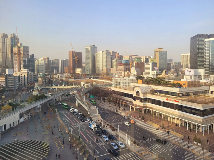 Others 5, Travel House, Yongsan