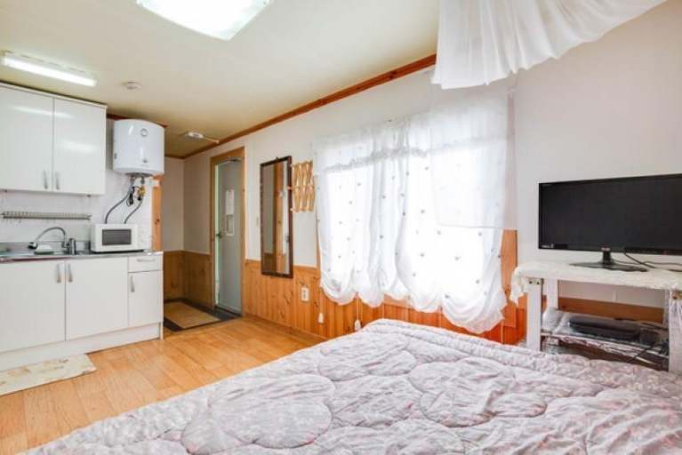 Bedroom 2, Gapyeong Solomon Pension, Gapyeong