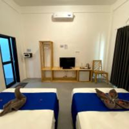 Bedroom 15