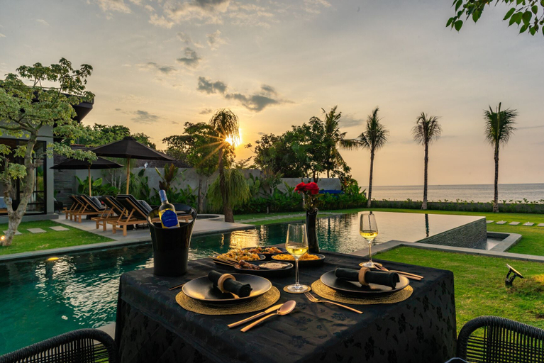 Food & Drinks 4, Sea View Pool House, Buleleng