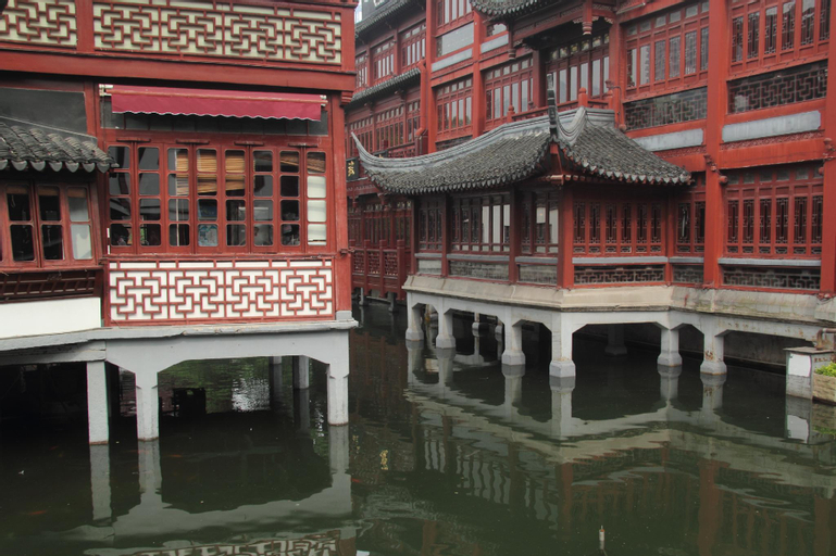 Nearby Landmark 2, Ji Hotel (Bund City God Temple Store), Shanghai